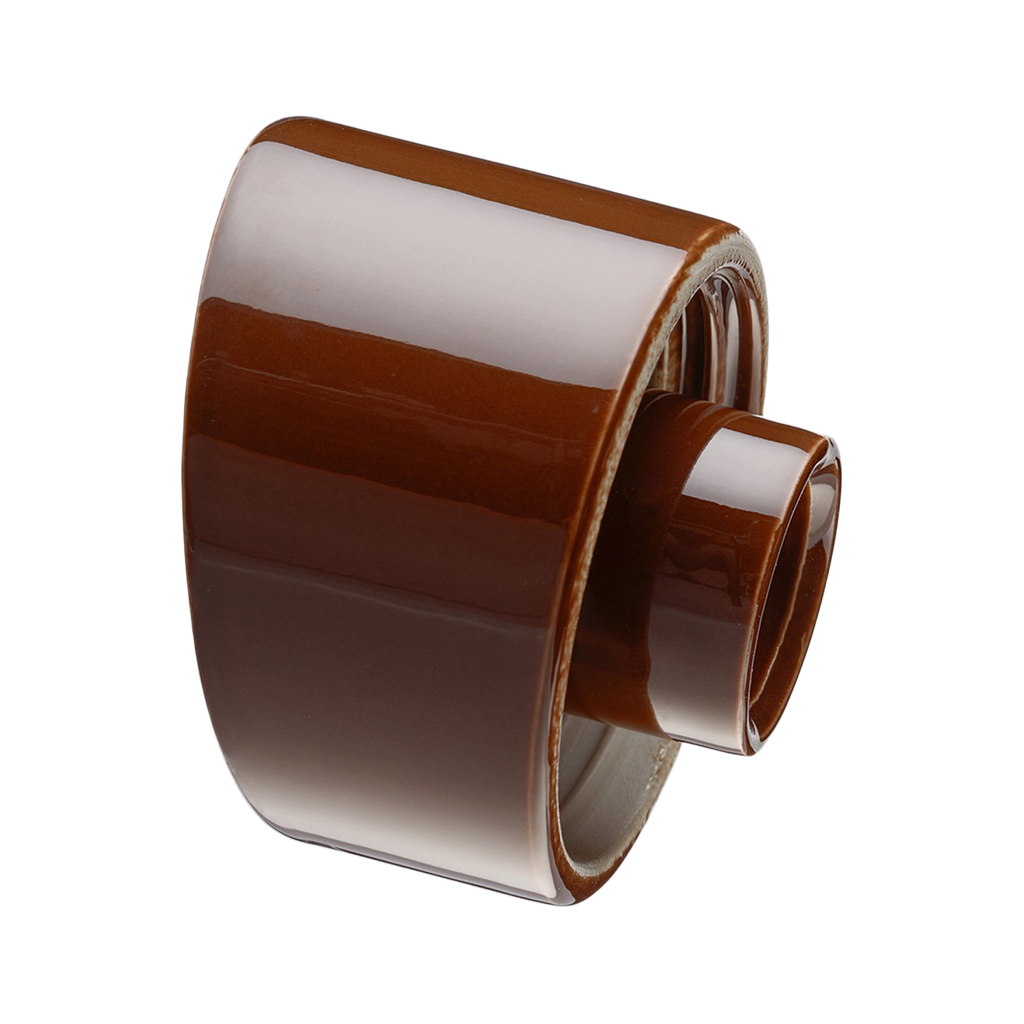 Lampunkanta, kierre 84,5 mm ruskea. Kytkentä pohjan kautta. E27, IP54, 75W