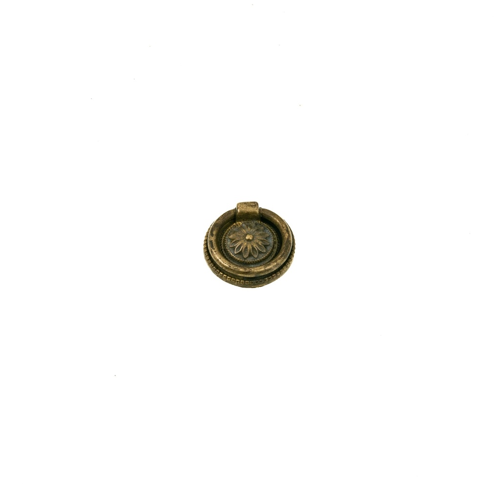 RENGAS POHJALEVYLLÄ, 32MM PATINOITU MESSINKI