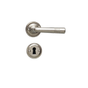 Ovenpainike, Kansallisteatterin malli, uuteen oveen, niklattu messinki, avainkilvillä