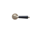 Ovenpainike, Björkboda 25, yksinkertainen malli, vanhaan oveen, niklattu messinki ja musta puukahva